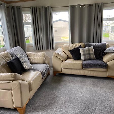 Coastal Caravan Holidays - Goldfinch 22 Уидърнсий Екстериор снимка