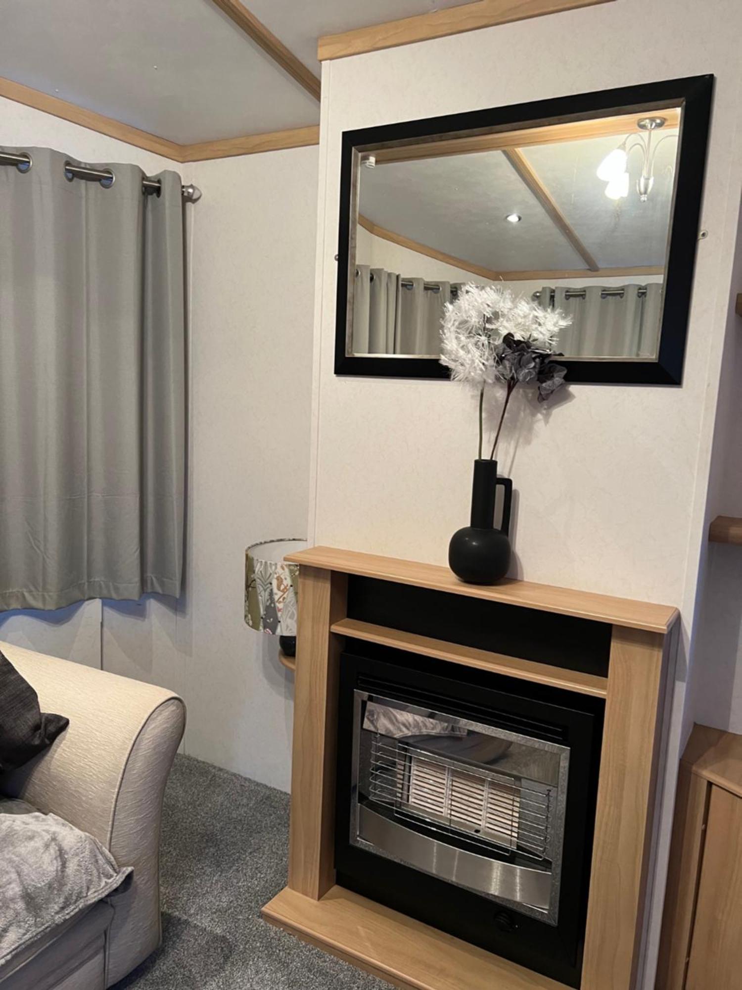Coastal Caravan Holidays - Goldfinch 22 Уидърнсий Екстериор снимка